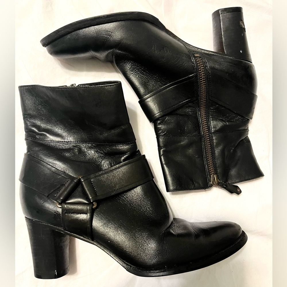 NIKE AIR BOOTS 6.5